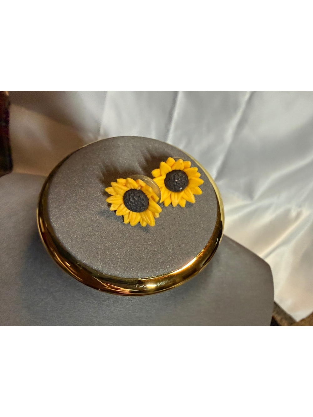 Sunflower stud earrings